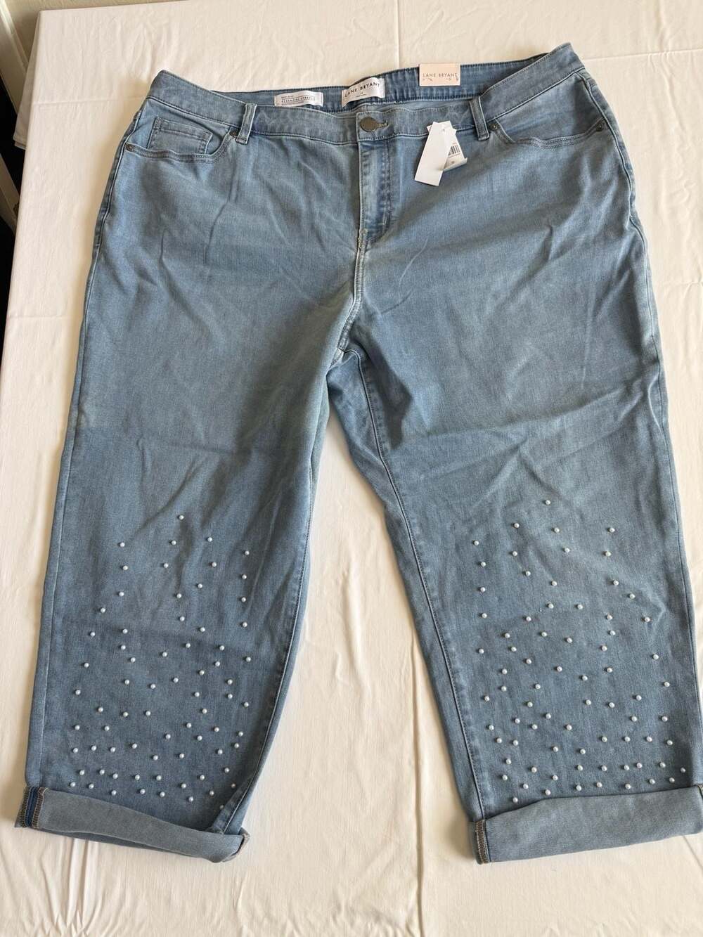 Lane Bryant NWT Mid-Rise Stretch Boyfriend Capri Jeans Size20 Pearl Embellished